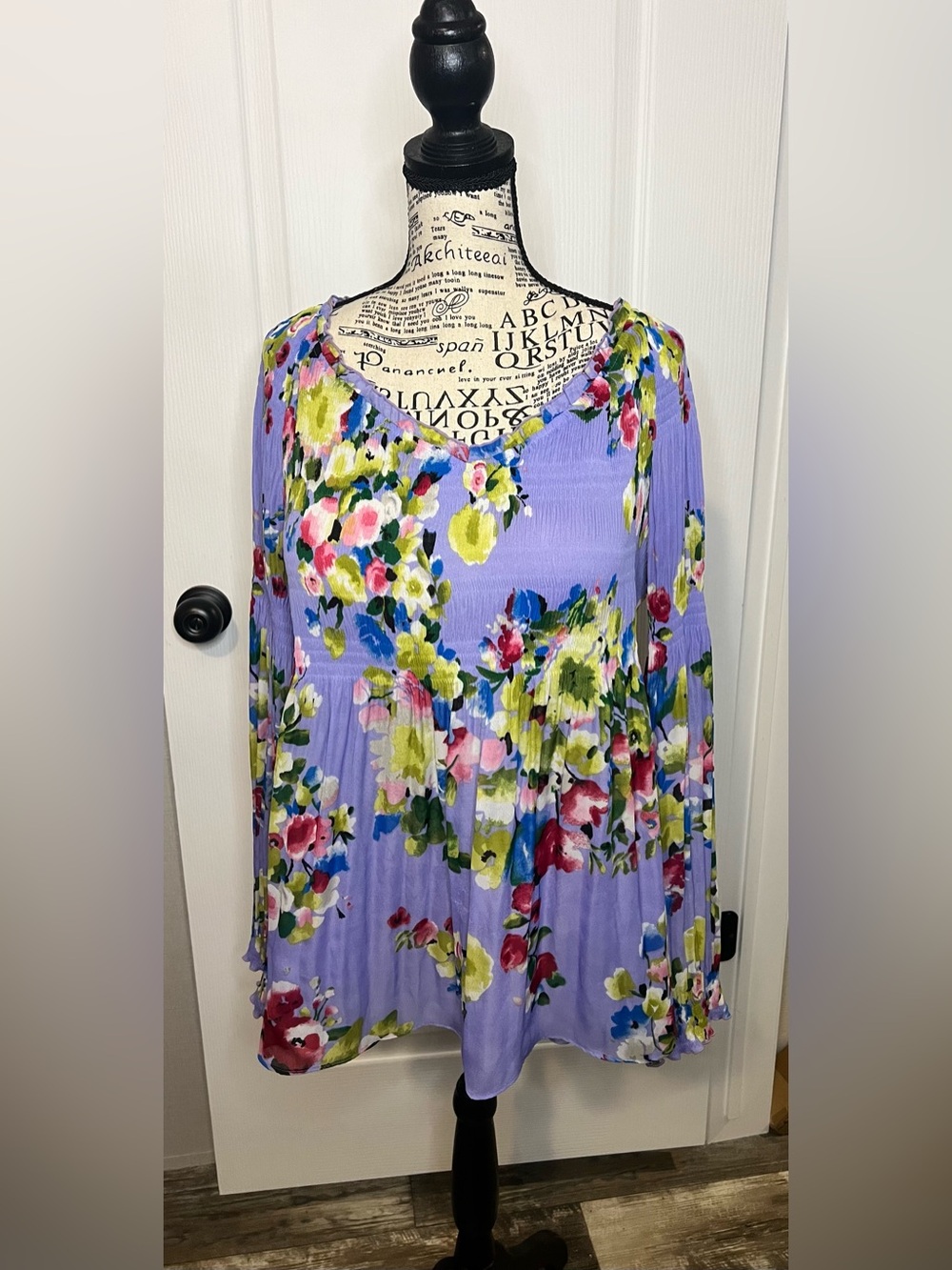 Valerie Stevens Lavender Floral Long-Sleeve Blouse